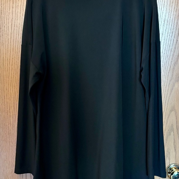 Joseph Ribkoff stylish tunic. Size 18. - Picture 2 of 3